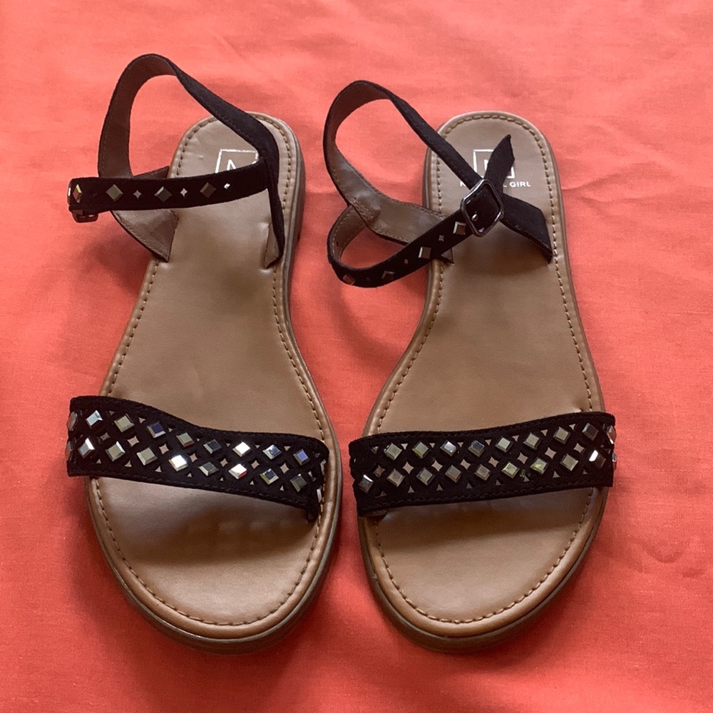 Black sandals